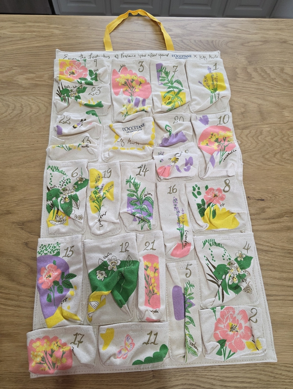 Canvas Hanging Tote with Yellow Handle